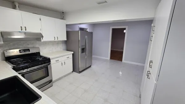 $2,300 | 5911 Southwest 6th Street, Unit 2, Miami, FL 33144