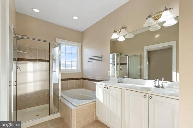 $3,800 | 23209 Robin Song Drive, Clarksburg, MD 20871