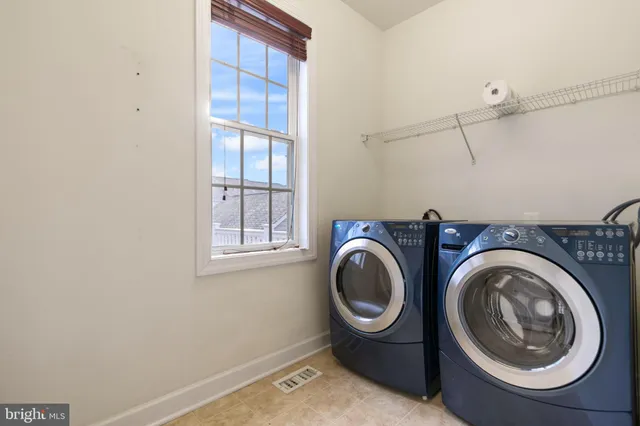 $3,800 | 23209 Robin Song Drive, Clarksburg, MD 20871