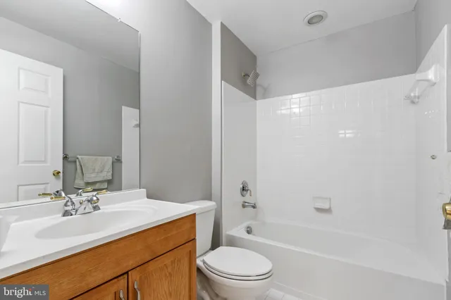 $3,800 | 23209 Robin Song Drive, Clarksburg, MD 20871