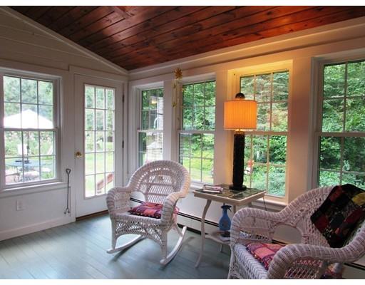 29 Willowdale Road Topsfield, MA 01983 - Photo 8 of 25 Gallery Image 8