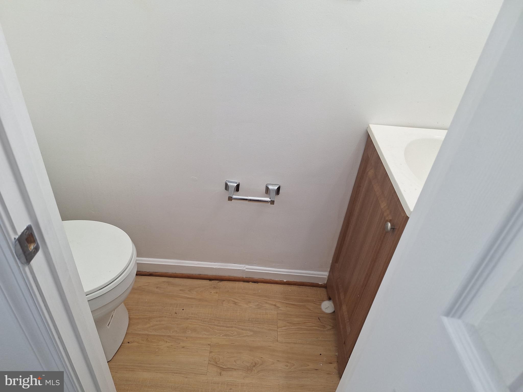 8816 Cooper Road Alexandria, VA 22309 - Photo 18 of 52 a bathroom with a sink and toilet