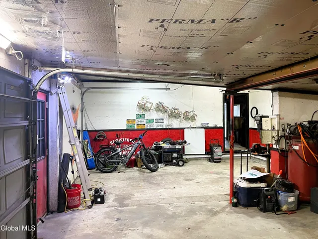 $197,500 | 3841 Highway 30, Amsterdam, NY 12010