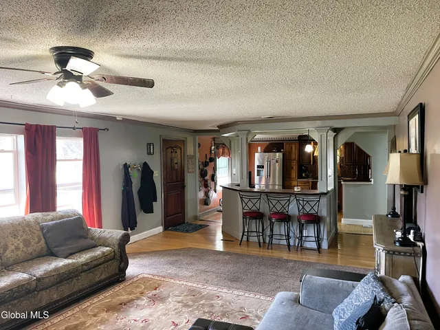 $197,500 | 3841 Highway 30, Amsterdam, NY 12010