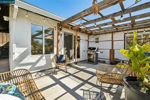 $729,000 | 4037 Rusting Avenue, Oakland, CA 94605