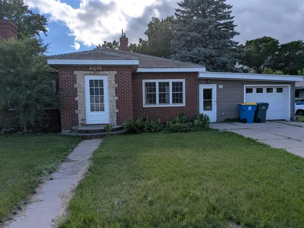 $158,000 | 705 Marshall Avenue, Henning, MN 56551