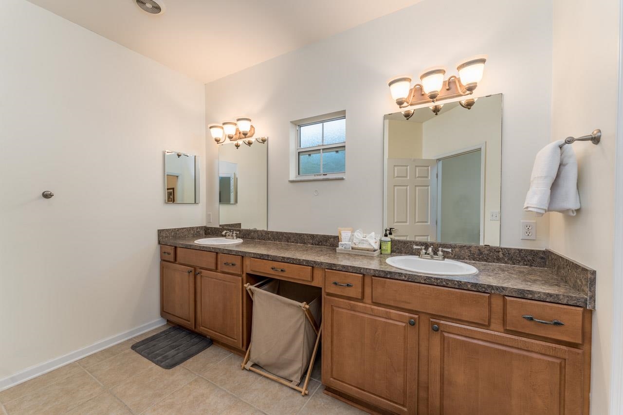 1325 Stone Road, Unit 301 Tallahassee, FL 32303 - Photo 2 of 18