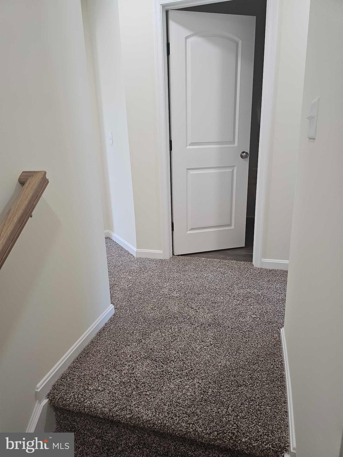 221 Rojan Road Dover, DE 19901 - Photo 16 of 29 Upstairs Hall