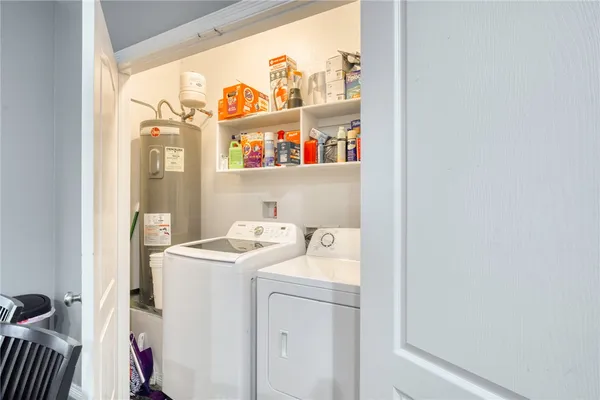 $344,500 | 301 Southwest Parkway, Unit 303, College Station, TX 77840