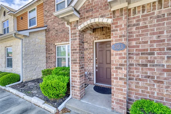 $344,500 | 301 Southwest Parkway, Unit 303, College Station, TX 77840