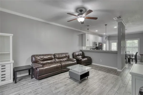 $344,500 | 301 Southwest Parkway, Unit 303, College Station, TX 77840