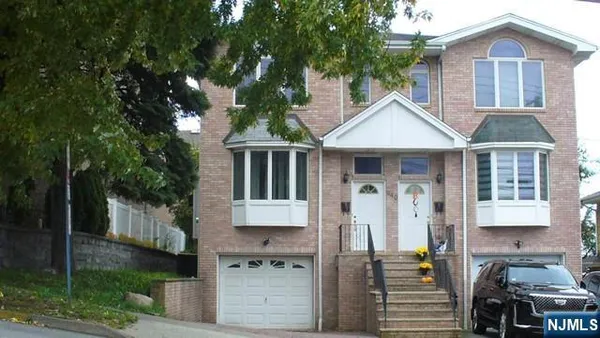 $4,000 | 340B Brinkerhoff Avenue, Unit A, Palisades Park, NJ 07650