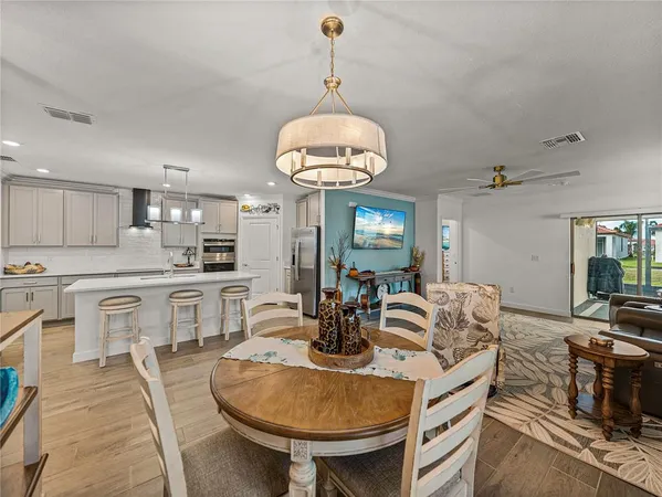 $1,950 | 17319 Holly Wl Avenue, Wimauma, FL 33598