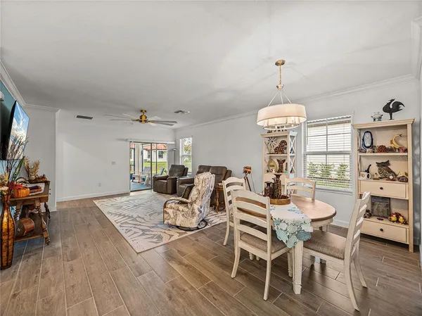 $1,950 | 17319 Holly Wl Avenue, Wimauma, FL 33598