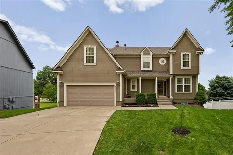 $425,000 | 4811 Mund Road, Shawnee, KS 66218