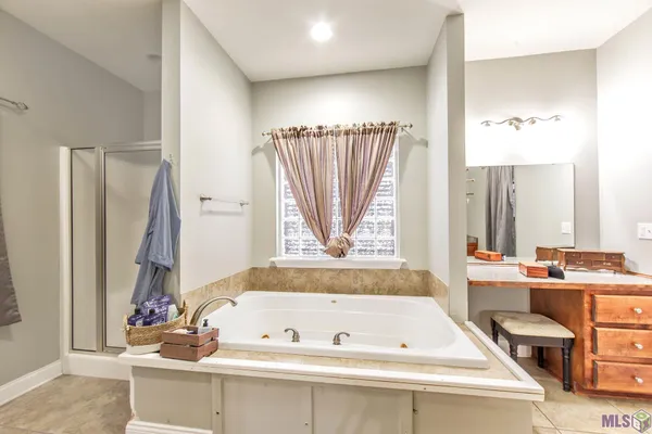$499,000 | 308 Meadow View Court, Thibodaux, LA 70301