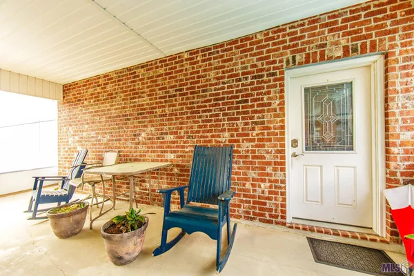 $499,000 | 308 Meadow View Court, Thibodaux, LA 70301