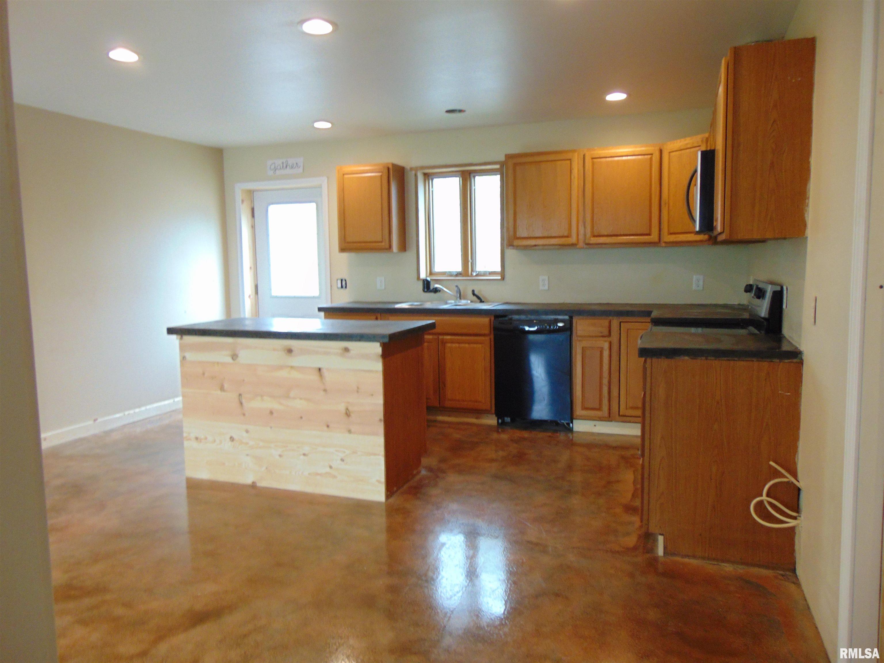 1207 Largent Street Harrisburg, IL 62946 - Photo 4 of 20