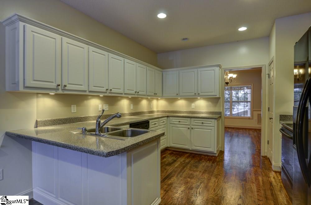 255 Edgewater Road Inman, SC 29349 - Photo 14 of 31