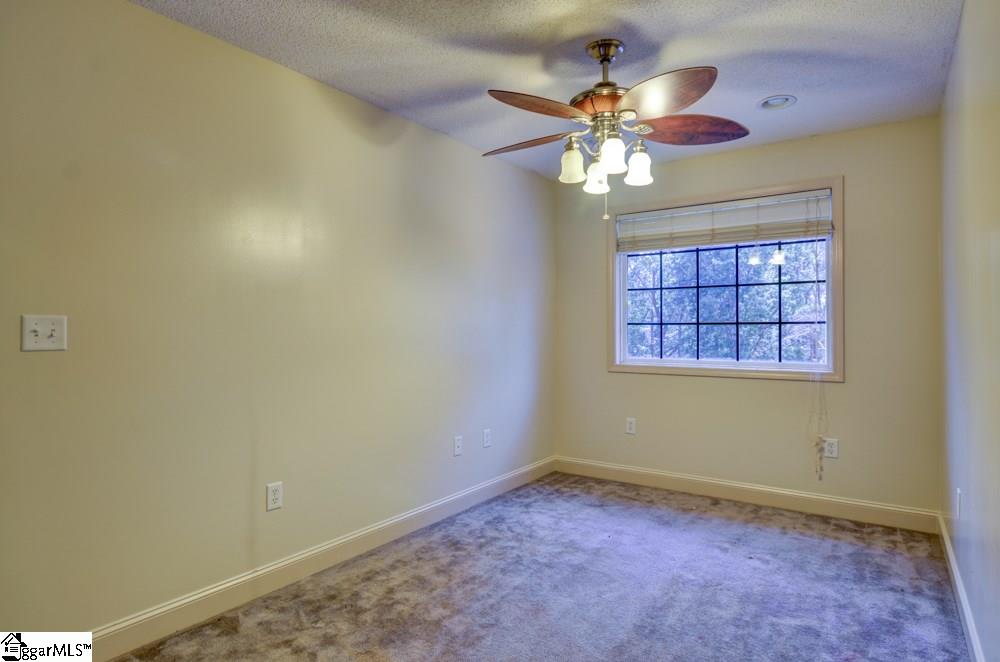 255 Edgewater Road Inman, SC 29349 - Photo 22 of 31