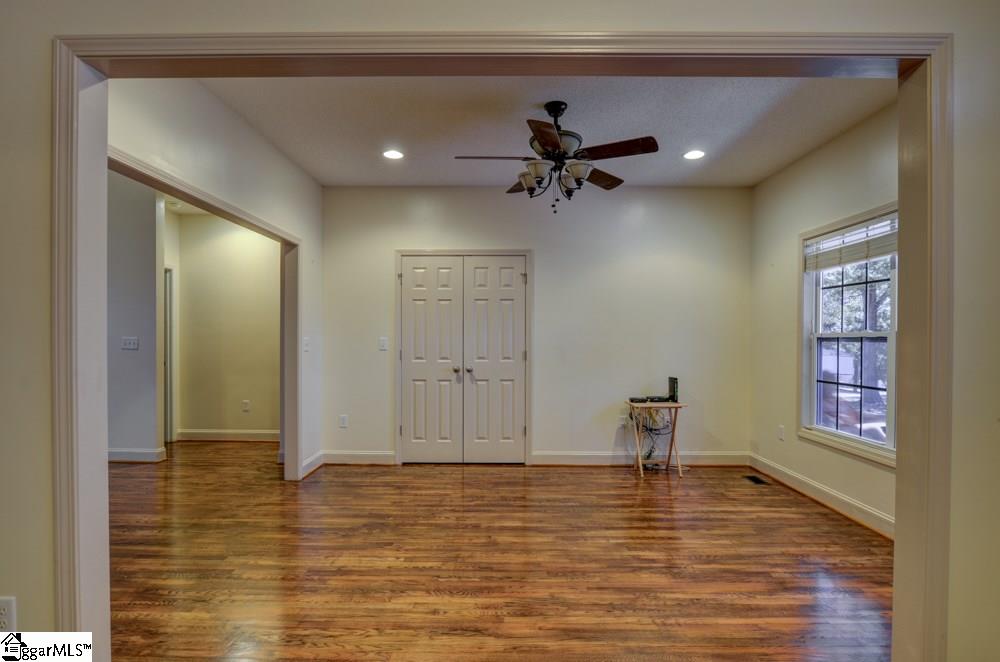 255 Edgewater Road Inman, SC 29349 - Photo 6 of 31