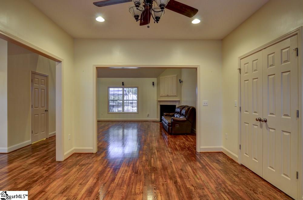 255 Edgewater Road Inman, SC 29349 - Photo 7 of 31