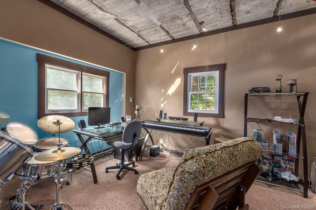 217 School Road Asheville, NC 28806 - Photo 17 of 24 Gallery Image 17