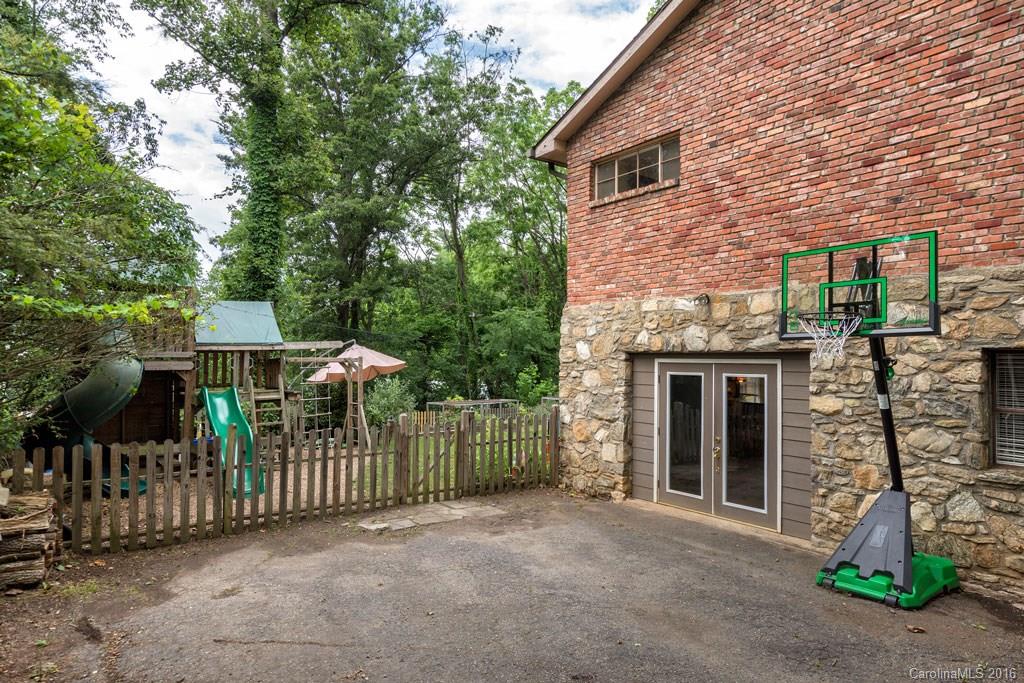 217 School Road Asheville, NC 28806 - Photo 20 of 24 Gallery Image 20