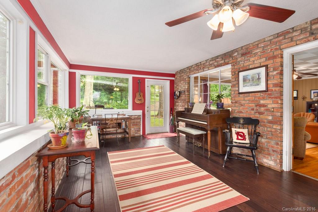 217 School Road Asheville, NC 28806 - Photo 6 of 24 Gallery Image 6