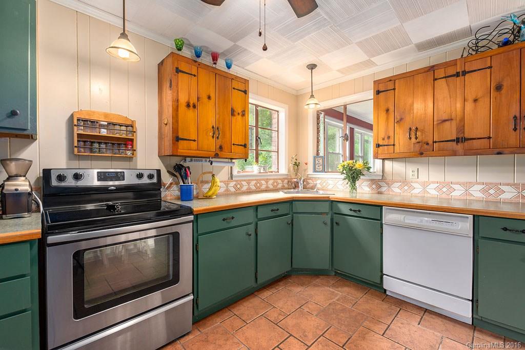217 School Road Asheville, NC 28806 - Photo 8 of 24 Gallery Image 8