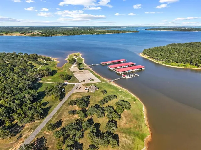 $74,000 | 130 Whispering Pne Drive, Gordonville, TX 76245