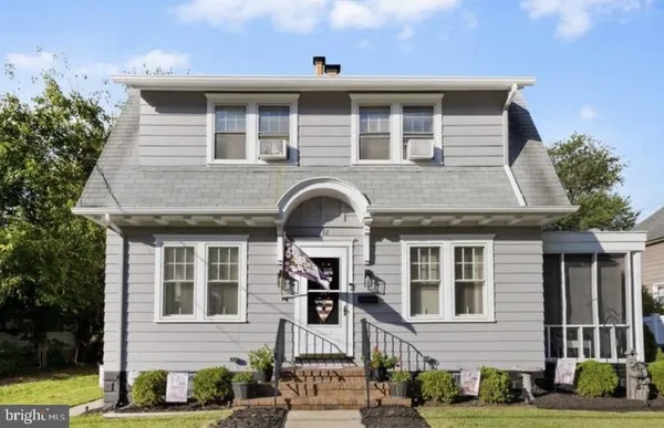 $335,000 | 142 High Street, Woodbury, NJ 08096