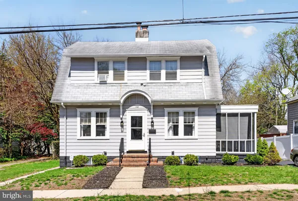 $335,000 | 142 High Street, Woodbury, NJ 08096