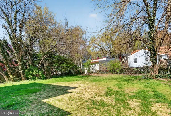 $335,000 | 142 High Street, Woodbury, NJ 08096