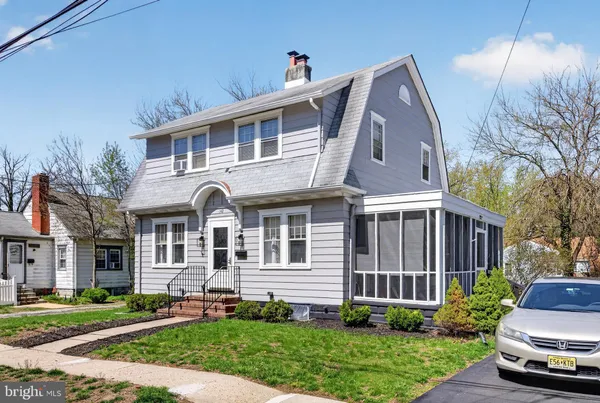 $335,000 | 142 High Street, Woodbury, NJ 08096