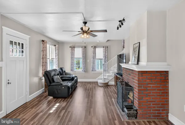 $335,000 | 142 High Street, Woodbury, NJ 08096
