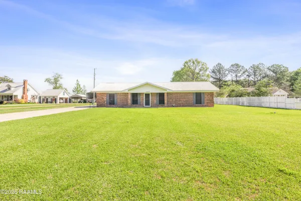$249,500 | 4285 Poydras Highway, Breaux Bridge, LA 70517