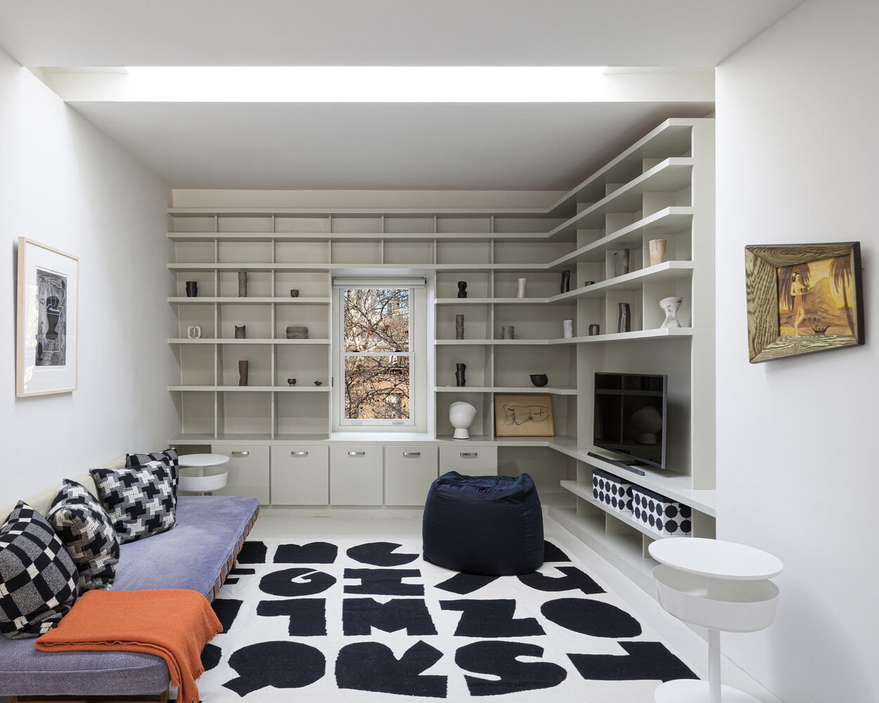 16 2nd Street Brooklyn, NY 11231 - Photo 53 of 67 a bedroom with a bed and a window