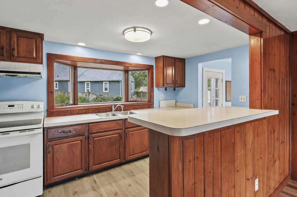 18 Amory Road Marlborough, MA 01752 - Photo 8 of 18 Gallery Image 8