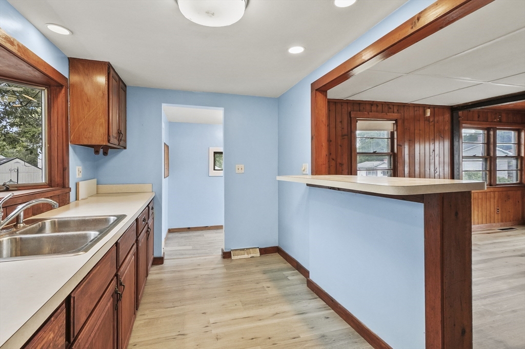 18 Amory Road Marlborough, MA 01752 - Photo 10 of 18 Gallery Image 10