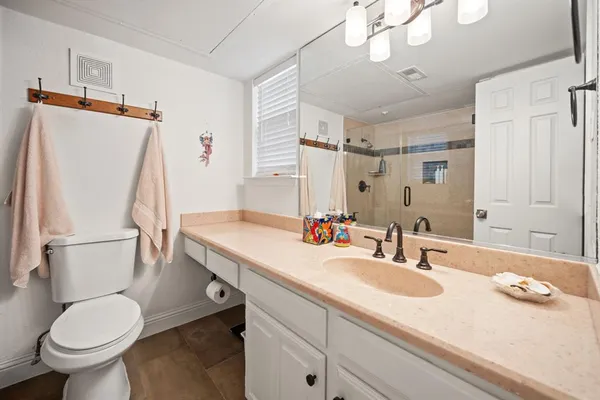 $255,000 | 5200 Martel Avenue, Unit 13C, Dallas, TX 75206