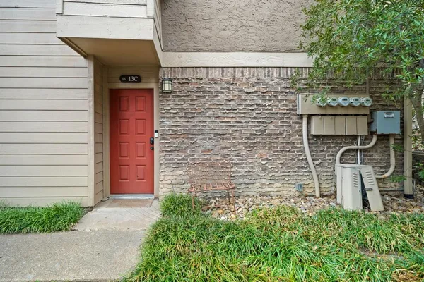 $255,000 | 5200 Martel Avenue, Unit 13C, Dallas, TX 75206