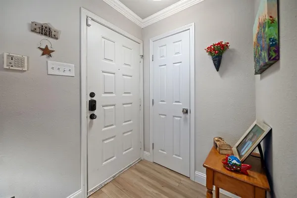 $255,000 | 5200 Martel Avenue, Unit 13C, Dallas, TX 75206