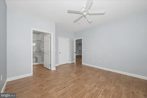 $340,000 | 501 Hungerford Drive, Unit 139, Rockville, MD 20850