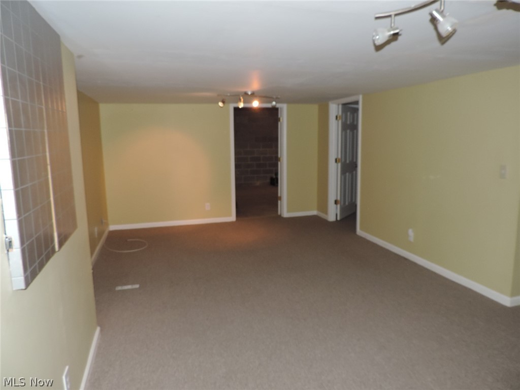 30245 Center Ridge Road, Unit 13 Westlake, OH 44145 - Photo 19 of 20 Gallery Image 19