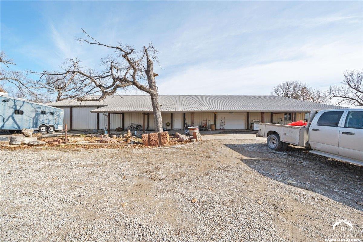 22559 Fall Leaf Road Linwood, KS 66052 - Photo 3 of 39