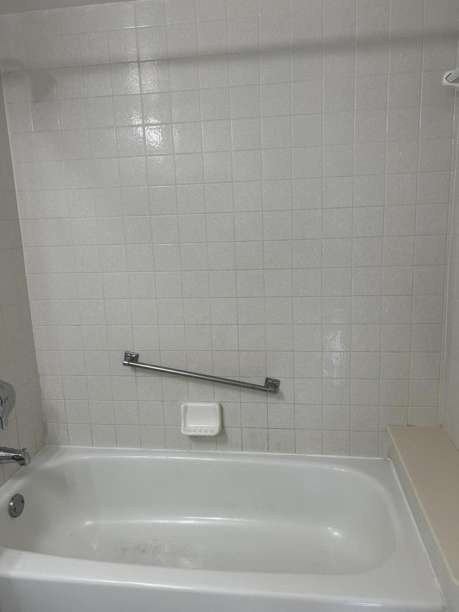 1003 Green Pine Boulevard, Unit E2 West Palm Beach, FL 33409 - Photo 11 of 13 BATH