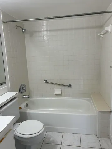 $1,900 | 1003 Green Pine Boulevard, Unit E2, West Palm Beach, FL 33409