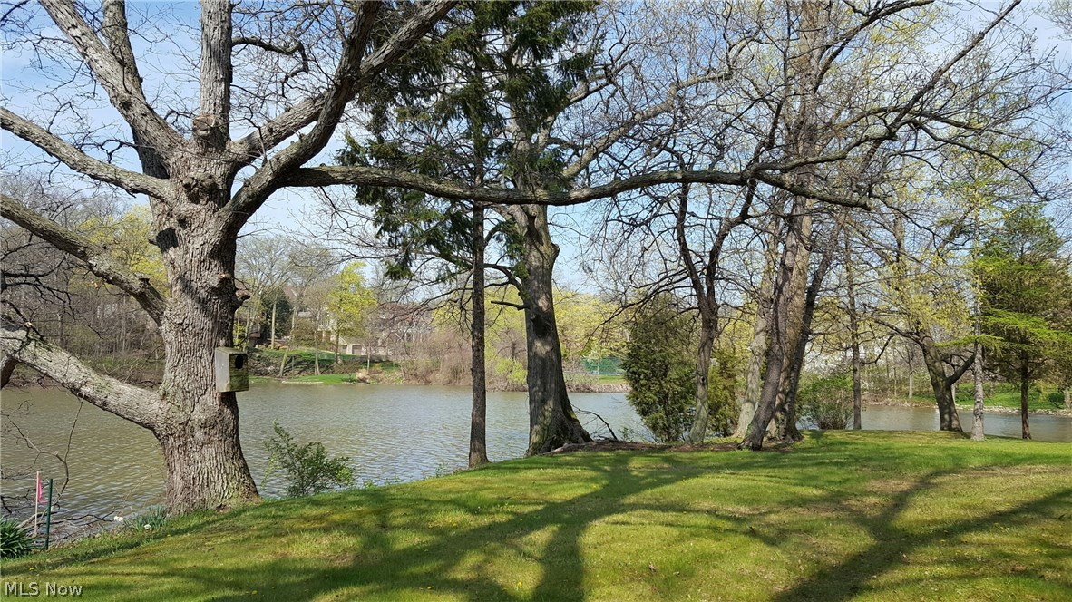 4410 Beach Club Road Port Clinton, OH 43452 - Photo 8 of 22 Gallery Image 8
