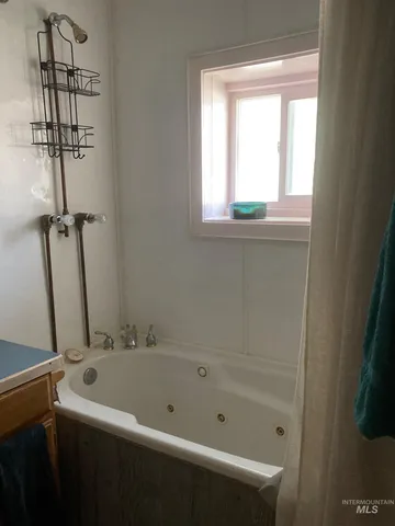 $220,000 | 309 East C Street, Shoshone, ID 83352